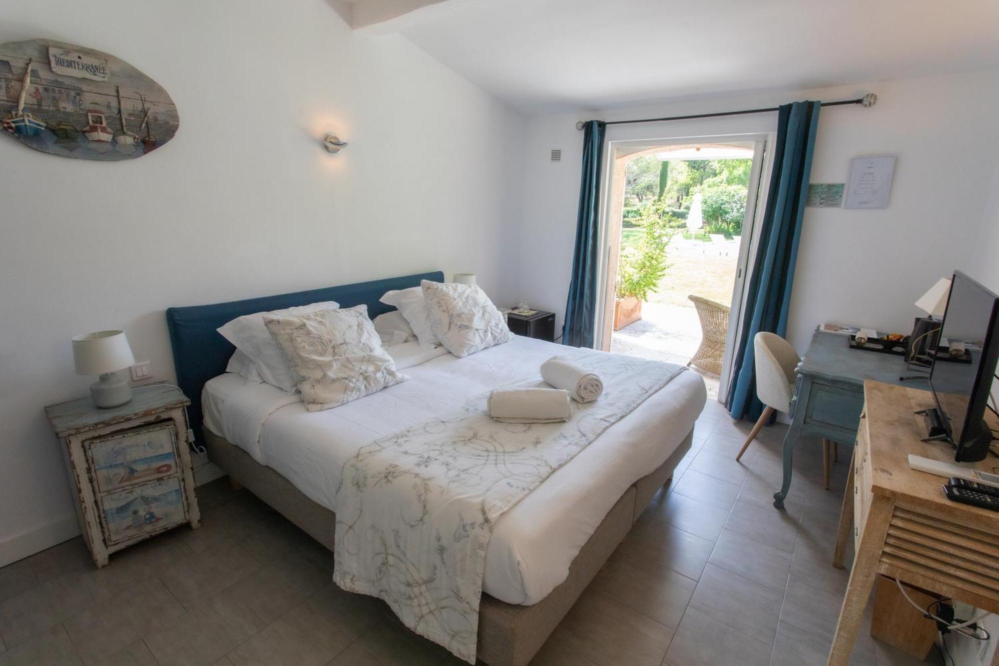 Hotel Le Verger Maelvi กรีโมด์ ภายนอก รูปภาพ