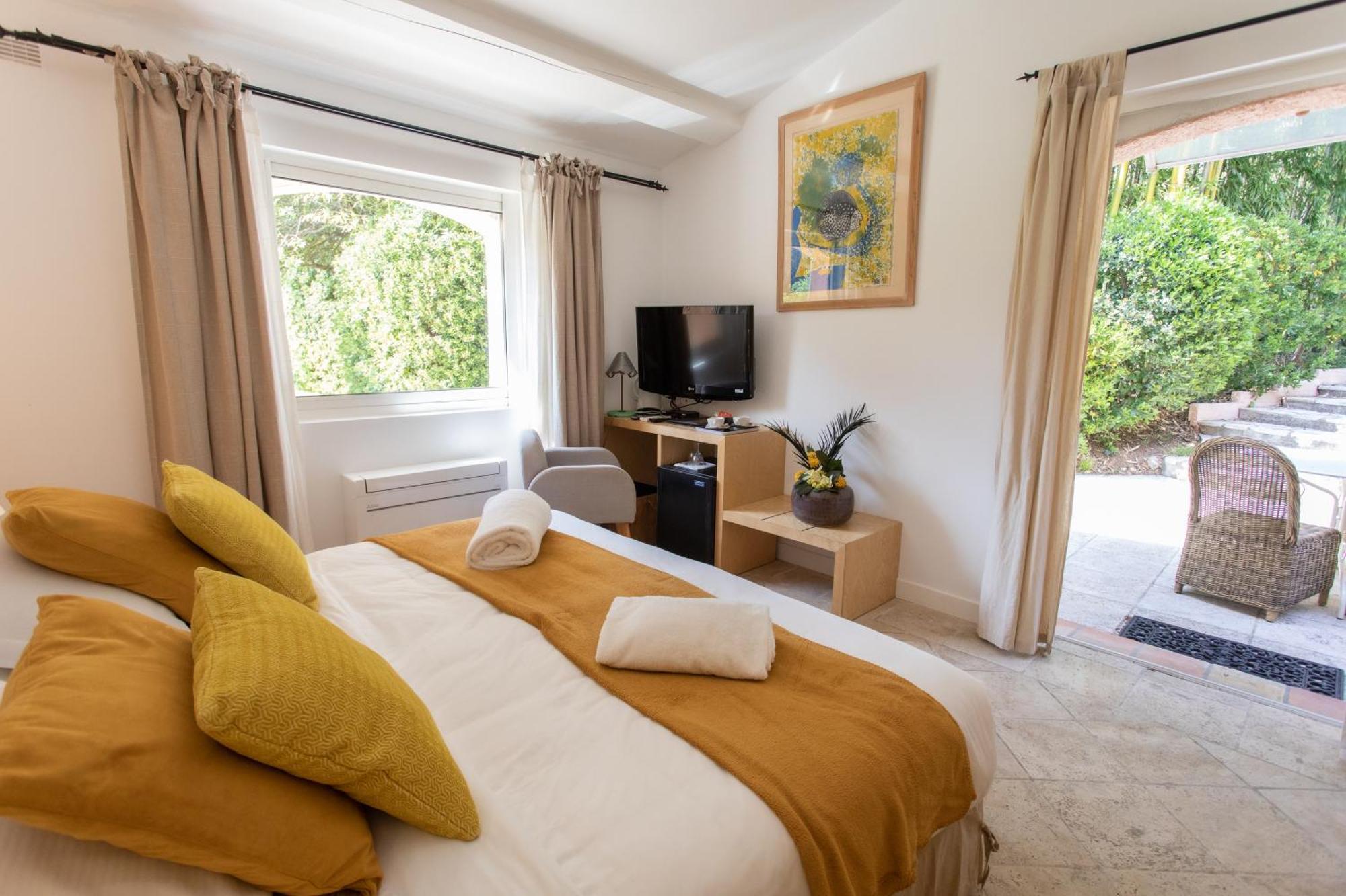 Hotel Le Verger Maelvi กรีโมด์ ห้อง รูปภาพ