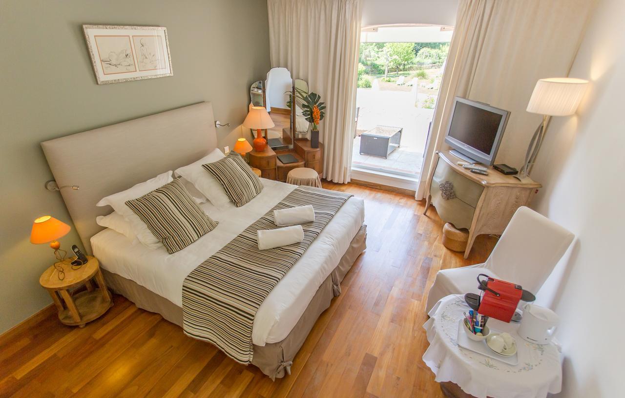 Hotel Le Verger Maelvi กรีโมด์ ภายนอก รูปภาพ