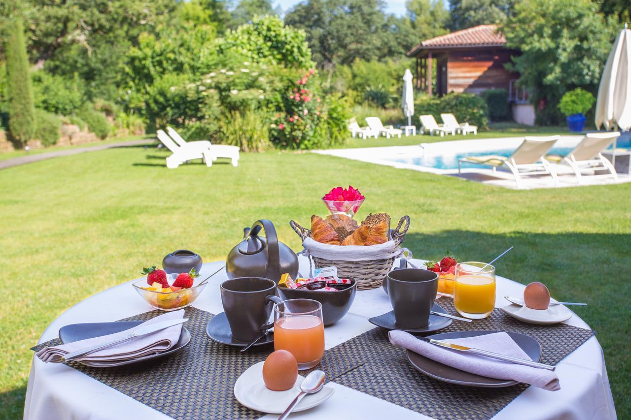 Hotel Le Verger Maelvi กรีโมด์ ภายนอก รูปภาพ