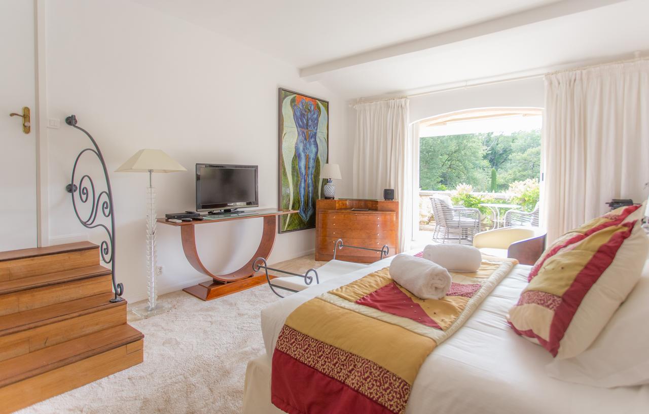 Hotel Le Verger Maelvi กรีโมด์ ภายนอก รูปภาพ