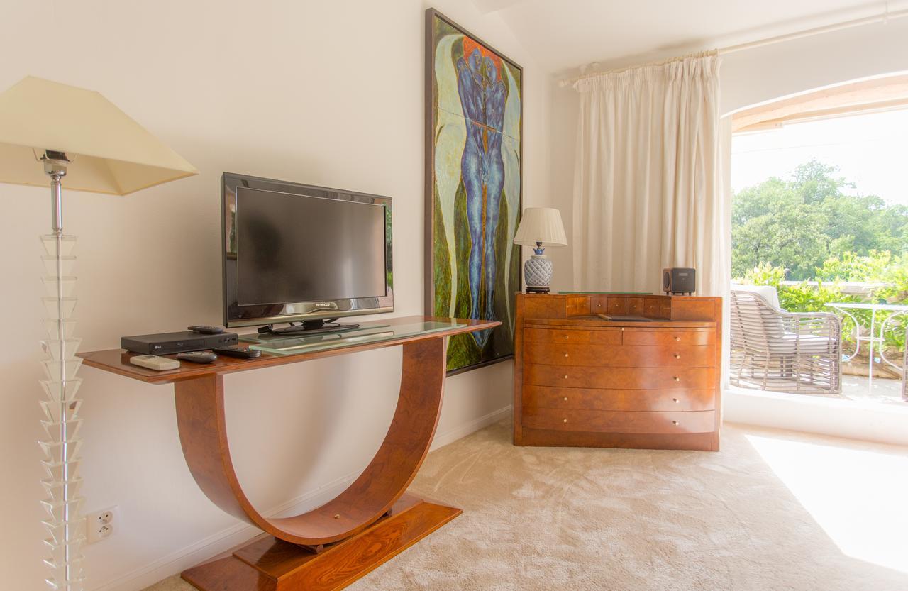 Hotel Le Verger Maelvi กรีโมด์ ภายนอก รูปภาพ